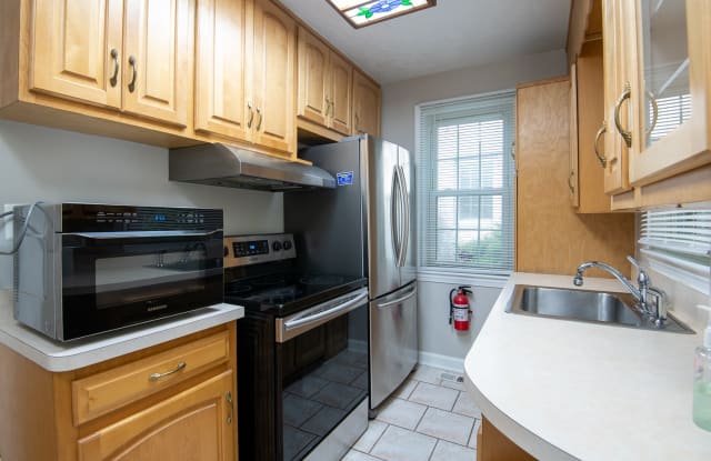 8719 Bradford Rd - 8719 Bradford Road, Silver Spring, MD 20901