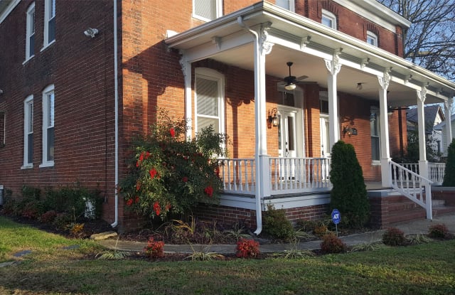 523 Harding Street - 523 Harding St, Petersburg, VA 23803
