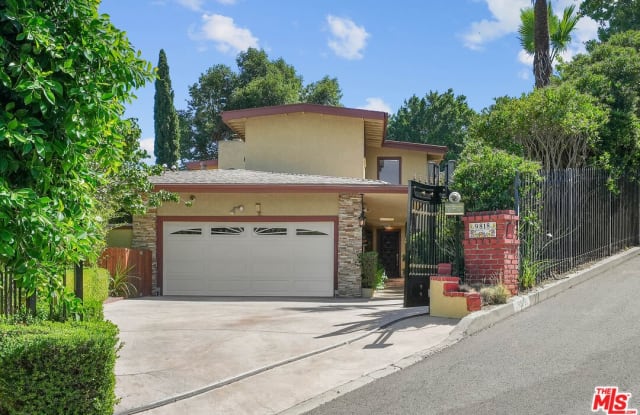 9818 San CIR - 9818 San Circle, Los Angeles, CA 90210