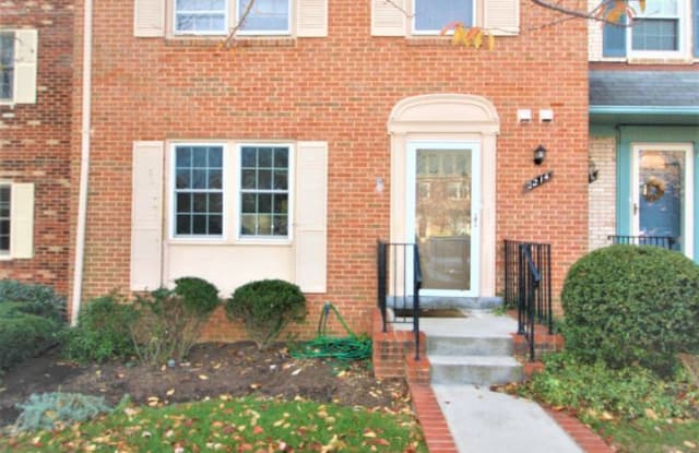 2214 N Tuckahoe St - 2214 North Tuckahoe Street, Arlington, VA 22205