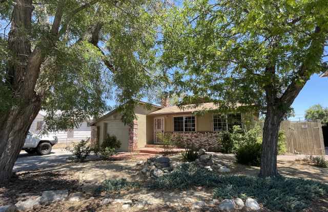 1320 Yori Avenue photos photos
