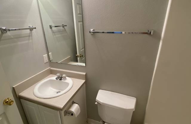 10340 Chinaberry Court Gallery 3