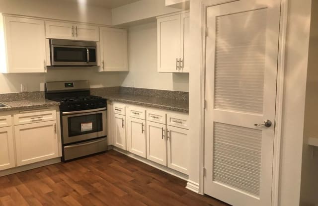 Greenbriar Woods Apartments Gallery 3