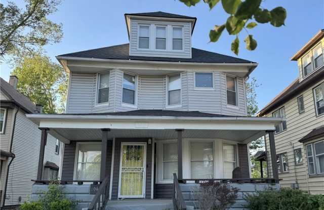 10605 Ashbury Avenue photos photos