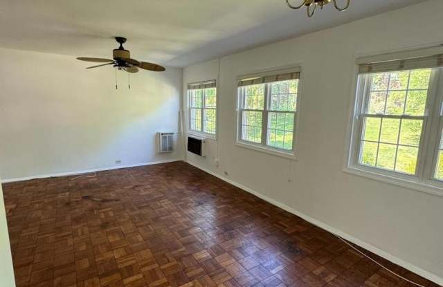 3212 VALLEY Drive Gallery 3