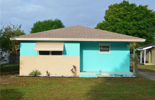 1815 37th Avenue photos photos