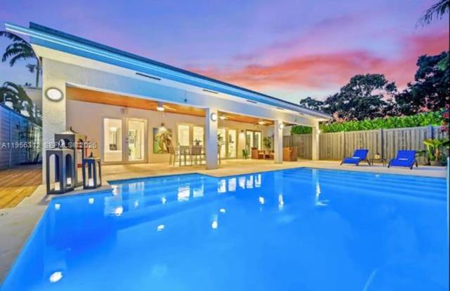 3427 Frow Ave Miami, FL 33133 photos photos