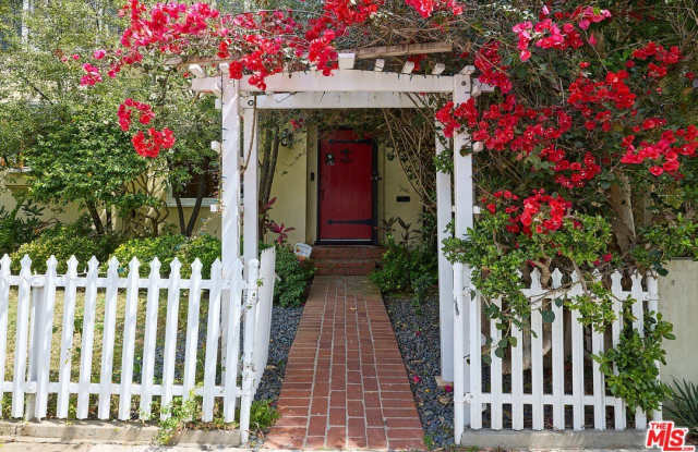 820 Crestmoore Pl Gallery 3
