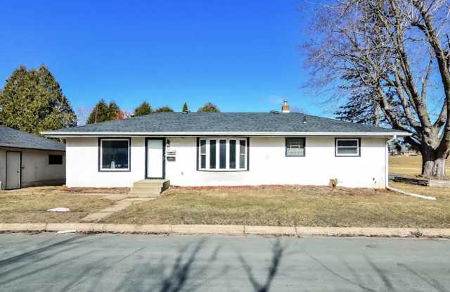 2249 2nd St S photos photos