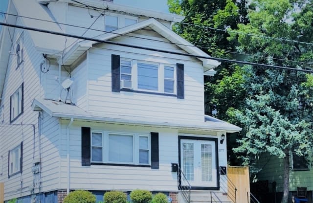1077-1079 SANFORD AVE - 1077-1079 Sanford Avenue, Irvington, NJ 07111
