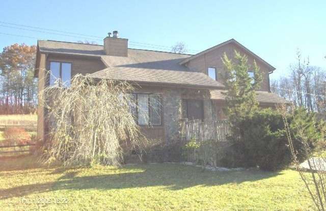 3 Bedroom 2.5 Half Bath Townhouse with 1 Car Garage photos photos