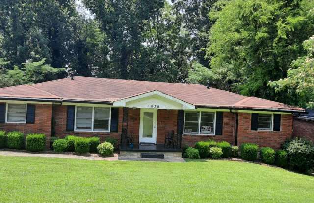 1638 E Woodberry Ave photos photos