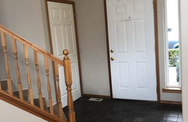 3 Bedroom 2.5 Bath Newberg OR Gallery 4