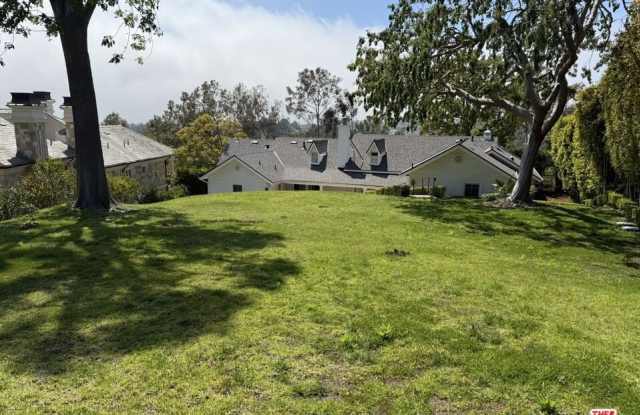 182 Ashdale Ave photos photos