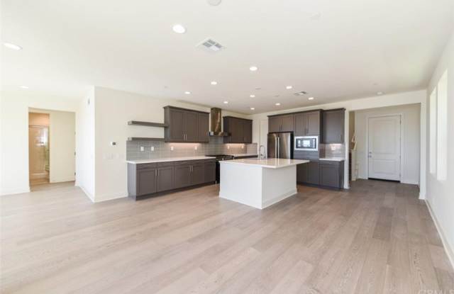 1886 Aliso Canyon Dr Gallery 3