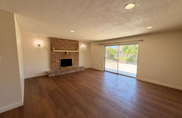 817 W. Williams photos photos