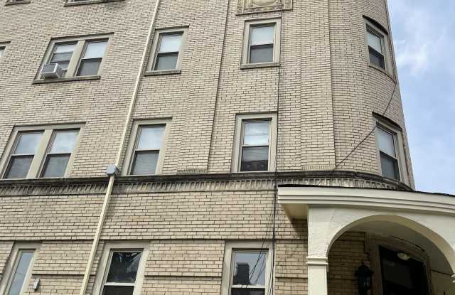 Frontenac - 490 South Highland Avenue, Pittsburgh, PA 15206 Frontenac - 490 South Highland Avenue, Pittsburgh, PA 15206