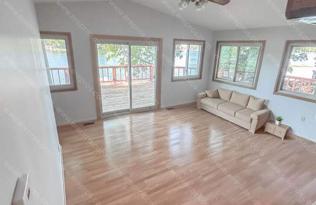 8432 Peninsular Dr Gallery 2