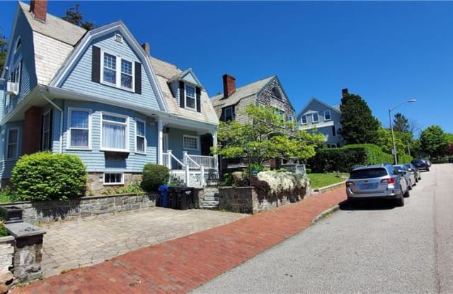 34 Bull Street - 34 Bull Street, Newport, RI 02840