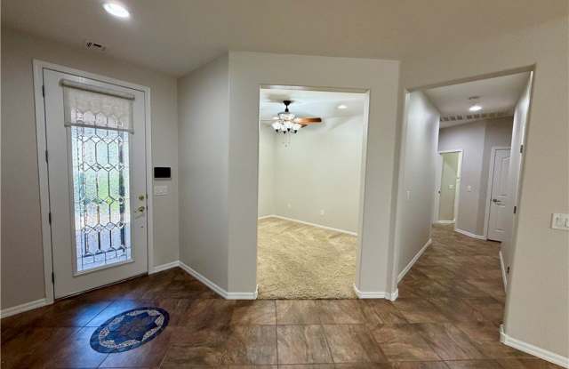 2211 Bannerwood Street Gallery 4