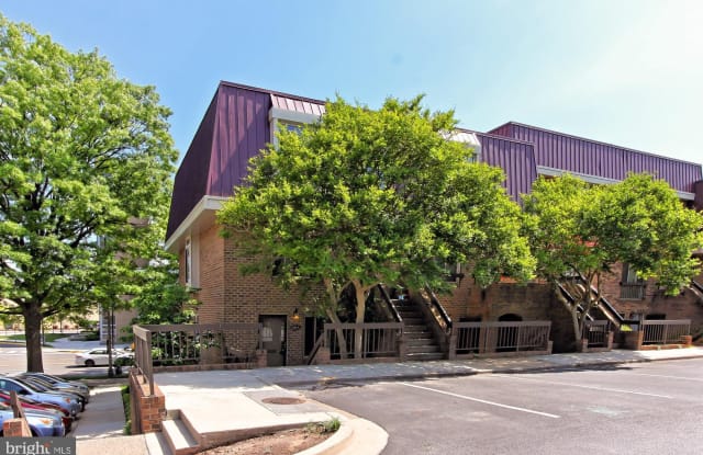 626 15TH STREET S - 626 15th Street South, Arlington, VA 22202