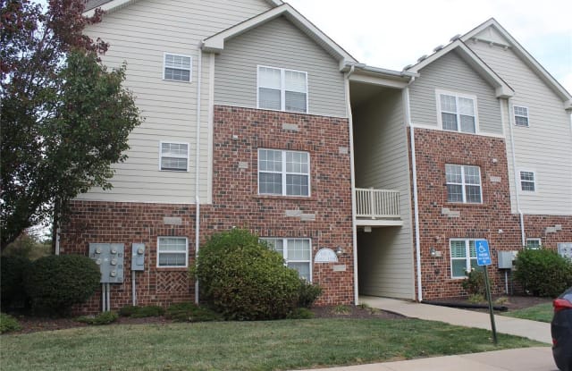1333 Piedmont Circle - 1333 Piedmont Circle, St. Peters, MO 63304