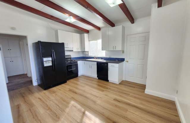 Welcome to your 3 bedroom 2 bath Home! Gallery 4
