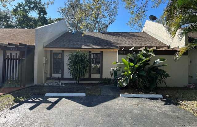 9618 NW 16th Ct photos photos