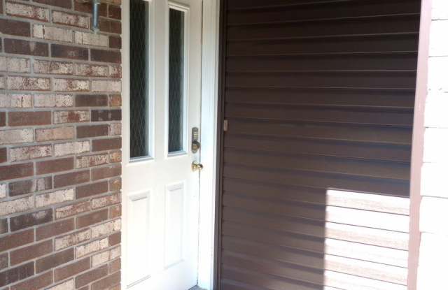 Nice 2-Bedroom Condo in Beavercreek! Gallery 3