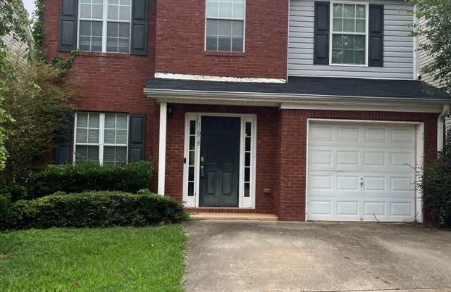 Lots of space! 5 bedrooms, 3 full baths! photos photos