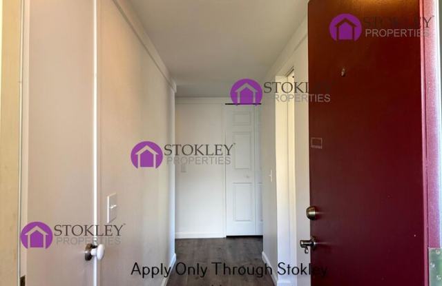 2630 Meadow Glen Drive Gallery 2