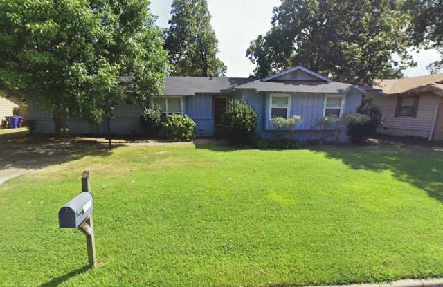 3918 Fresno Street photos photos