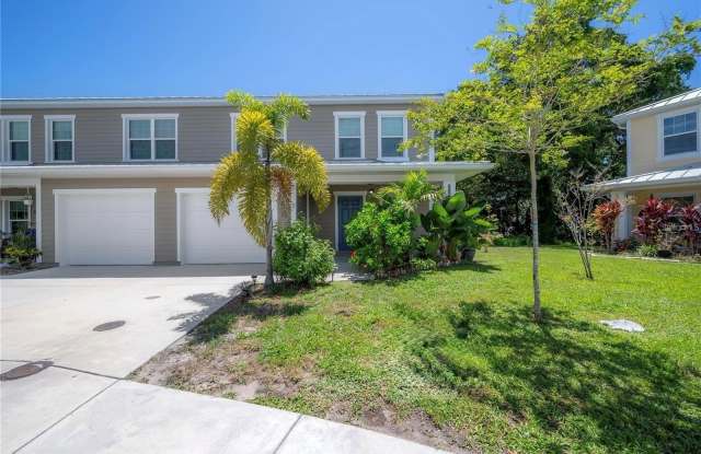 595 SHADY GROVE DRIVE photos photos