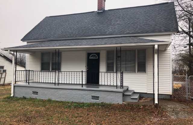 3 bed 1 bath near West Village in Downtown Greenville photos photos