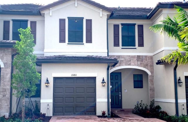 3386 W 112 - 3386 W 112 St, Hialeah, FL 33018