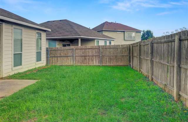7440 Sunray Drive Gallery 2