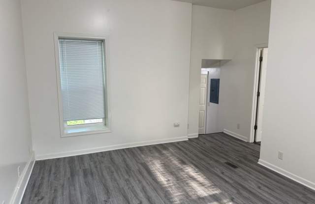 4-Plex photos photos