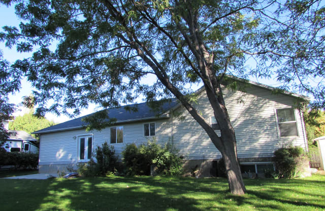 1879 W. Town Meadows Court Gallery 2