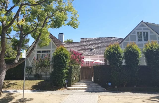 260 Miramonte Ave - 260 Miramonte Avenue, Palo Alto, CA 94306