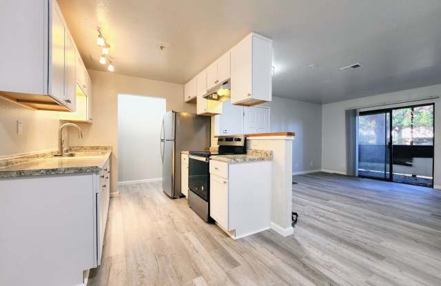 3 Bedroom M Section Condo FOR RENT ! photos photos