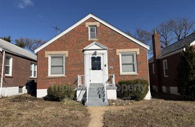 3915 Itaska St photos photos