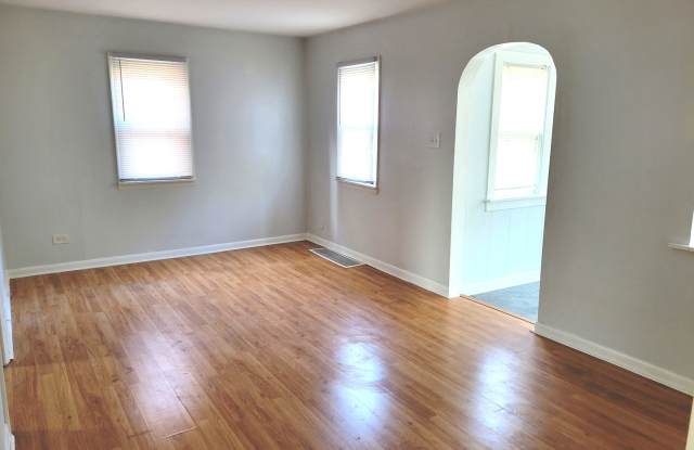 18436 Ridgewood Avenue Gallery 3