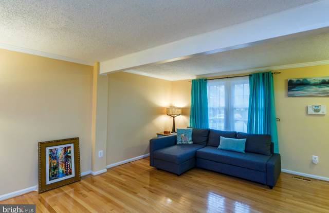 8675 BENT ARROW COURT Gallery 3