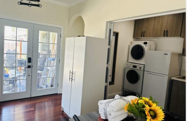 5131 South Victoria Avenue #2 photos photos