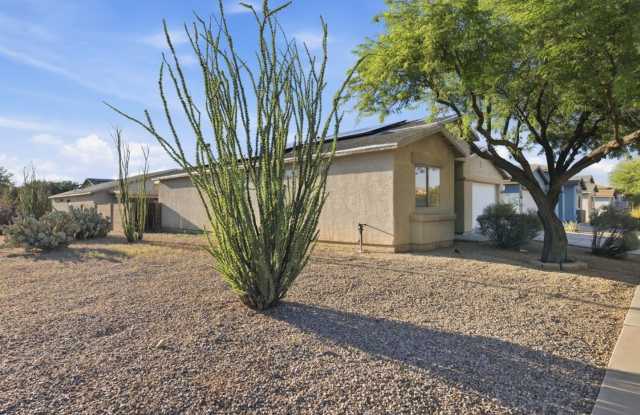 3 Bedroom 2 Bathroom with SOLAR ! Gallery 3