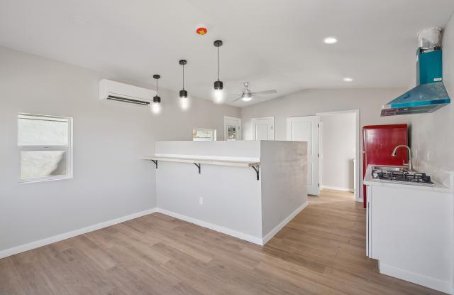 890 E Ash St photos photos 890 E Ash St photos photos