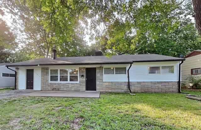 11217 Corrington Ave photos photos