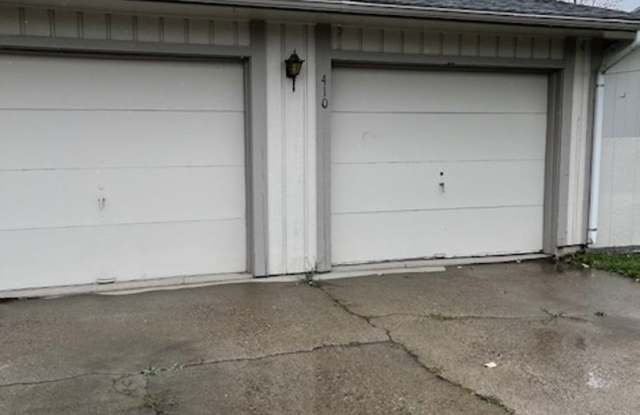 Remodeled Two Bedroom Apartment for Rent in Bozeman- Great Central Location Gallery 3