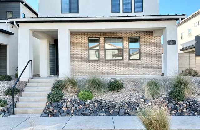 4 Bed Desert Color Home! photos photos