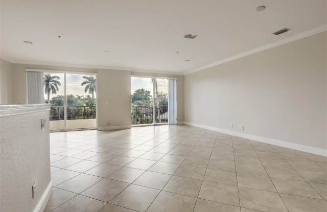 3051 Waterside Circle Gallery 2